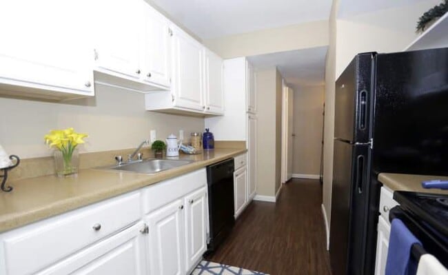 Foto del edificio - 3 bedroom in Houston TX 77090