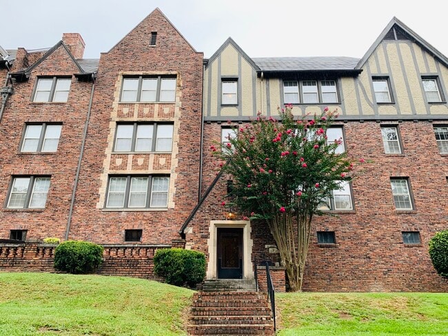 Exterior - 3216 Country Club Rd