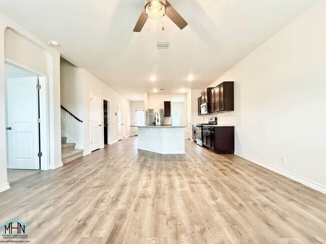 Building Photo - 13722 Trinity Cv