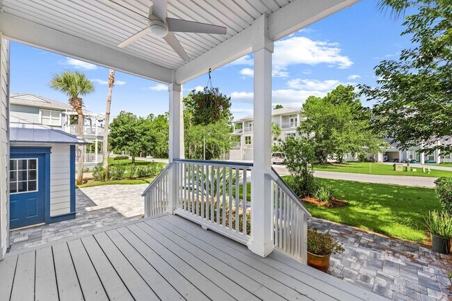 Building Photo - 92 Cypress Breeze Dr