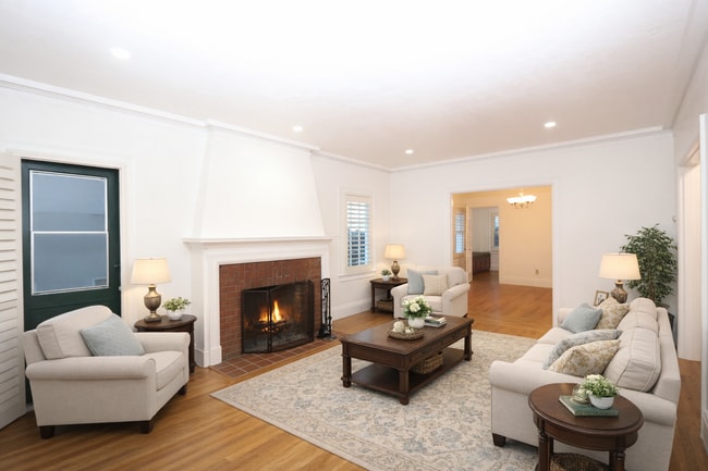 Foto del edificio - 841 Warfield Ave