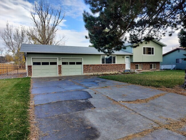 Foto del edificio - 130 NW Carrie Cir