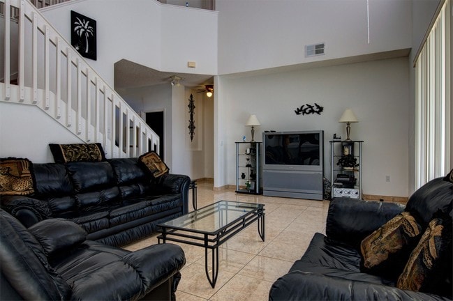 Building Photo - 2511 Jasmine Trace Dr
