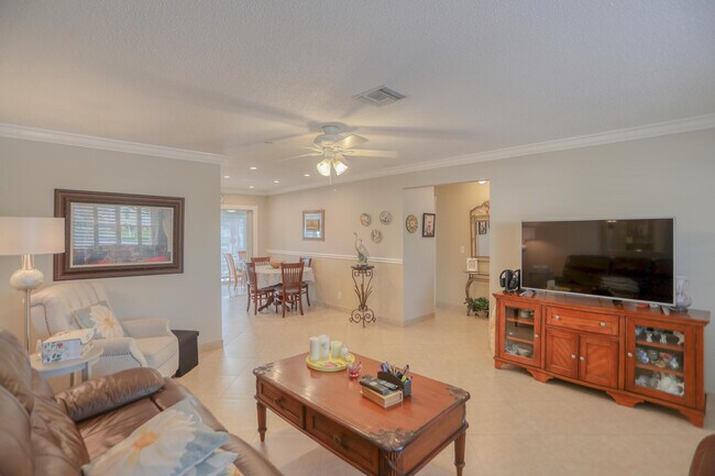 Foto del edificio - 2731 Knight Ln