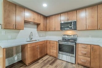 Building Photo - 4901 Curzon Ave