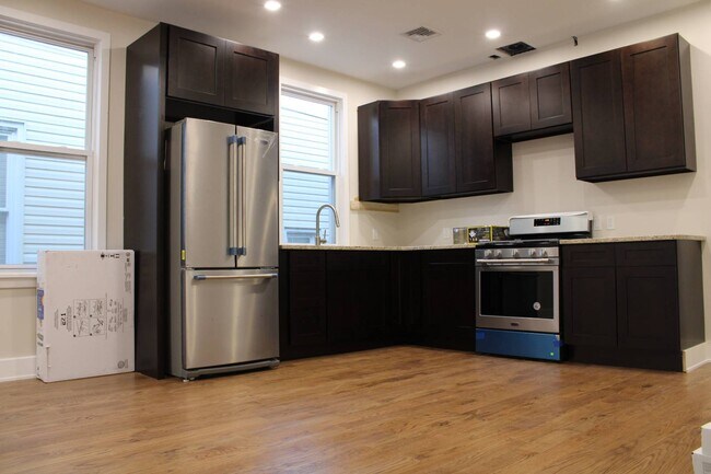 Foto del edificio - 78-17 85th St