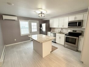 Building Photo - 850 Dorchester Ave