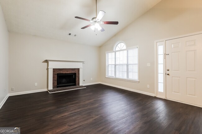 Foto del edificio - 10617 Pecan Ln