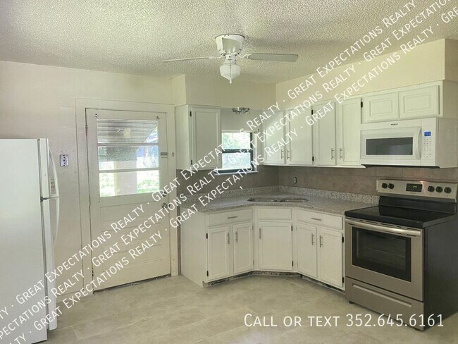 Foto del edificio - 11421 SE 59th Terrace