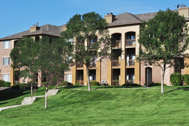 Lambertson Farms Apartment Homes Thornton Co Apartments Com