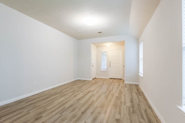 Foto del edificio - 21718 Martin Grove Ct