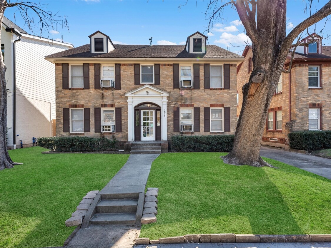 Foto principal - 1819 Marshall St