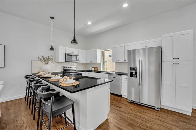 Foto principal - 5806 Bryan Pkwy