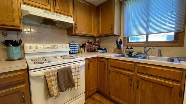 Building Photo - Great House in Loveland