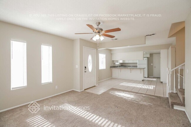 Building Photo - 560 S Wilbur