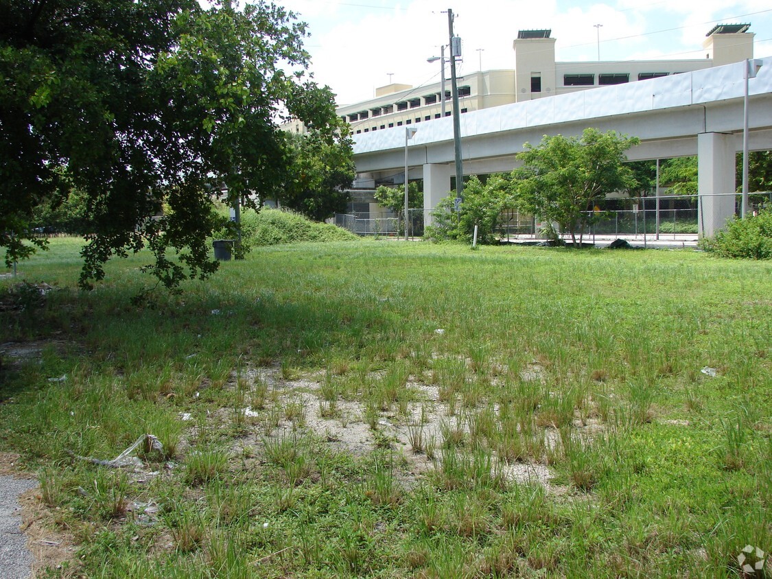 Foto del edificio - Tiki Mobile Home Park