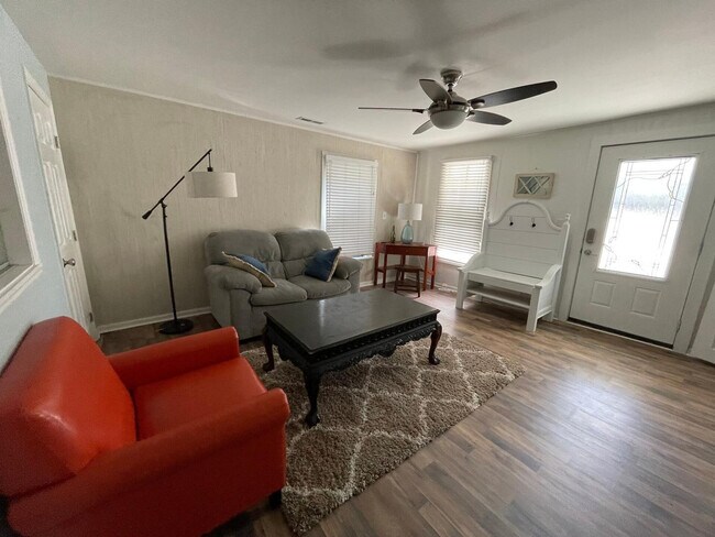 Foto del edificio - 3041 Carpenter Upchurch Rd