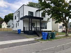 Building Photo - 338 Mt Hope Ave