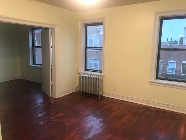 Foto del edificio - 429 Fairmount Ave