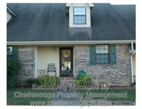 Building Photo - 27 Cedar Tree Ln