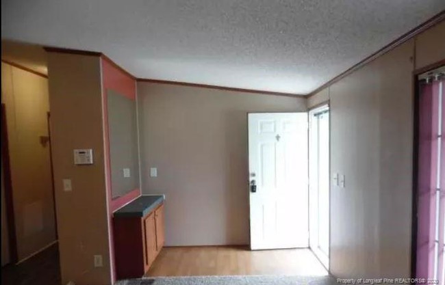Building Photo - 5217 Style Dr