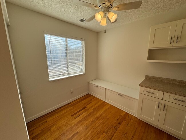 Foto del edificio - 255 N Michigan St