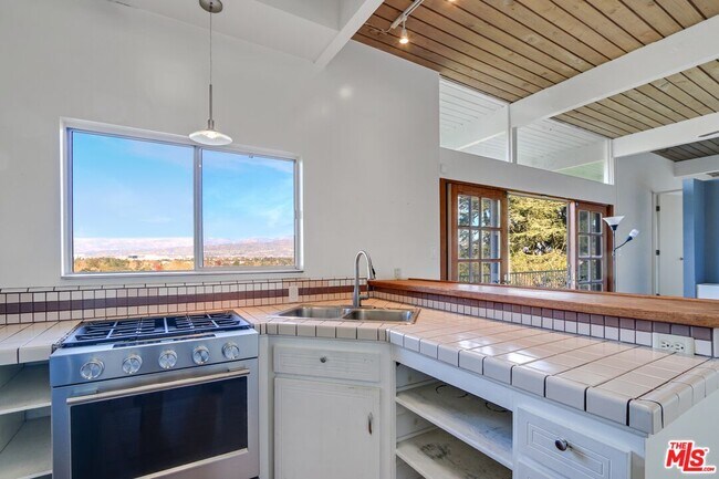 Foto del edificio - 11667 Picturesque Dr