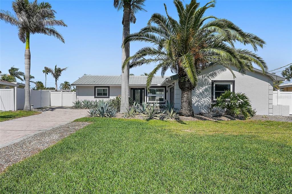 Primary Photo - 3755 Belle Vista Dr E