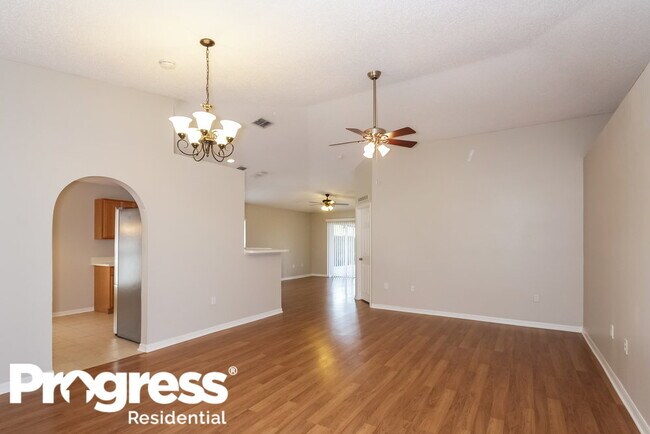 Building Photo - 10303 Frog Pond Dr