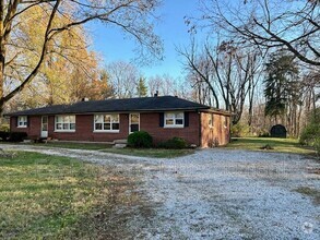 Building Photo - 6637 Forest Ln