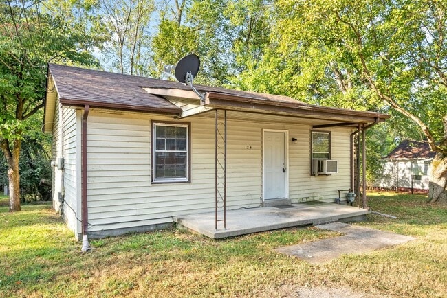 Building Photo - 2 Bedroom Pet Friendly Home For Rent!