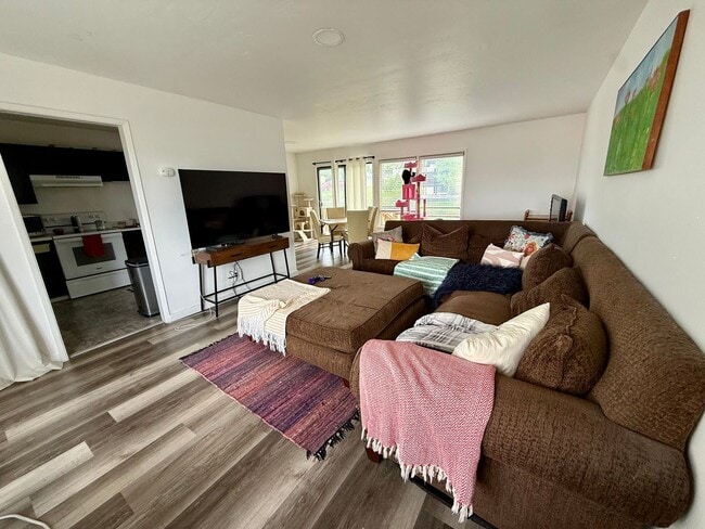 Foto del edificio - 2311/2313 W Foothills Drive