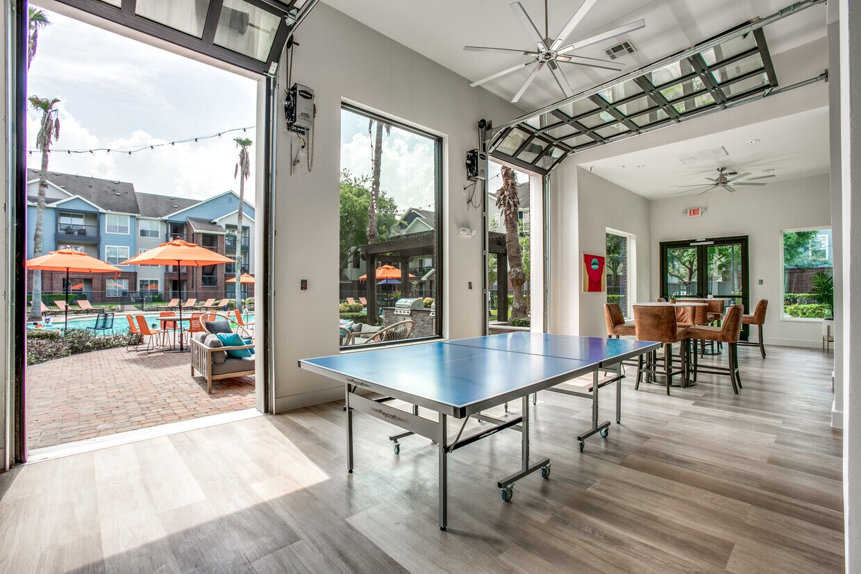 Ping Pong y mesa de tejo disponible. - Aventura on Briar Forest