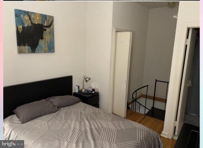 Foto del edificio - 409-15 S 11th St