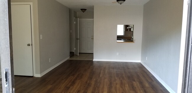 Building Photo - 4309 Southwest 68th Terrace