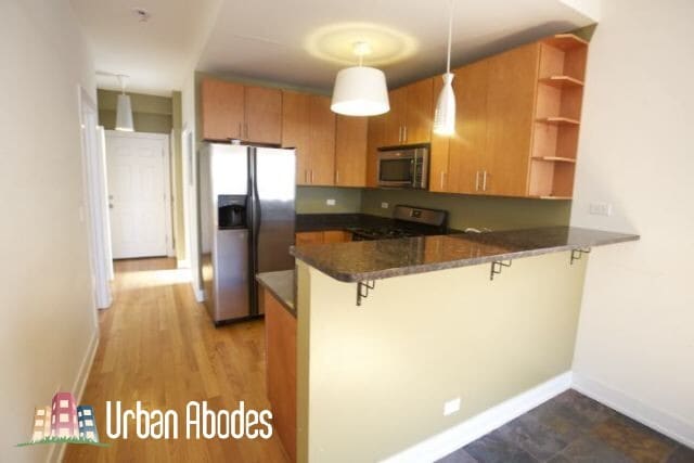 Building Photo - 3023 N Oakley Ave