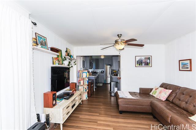 Foto del edificio - 2404 Orchid St