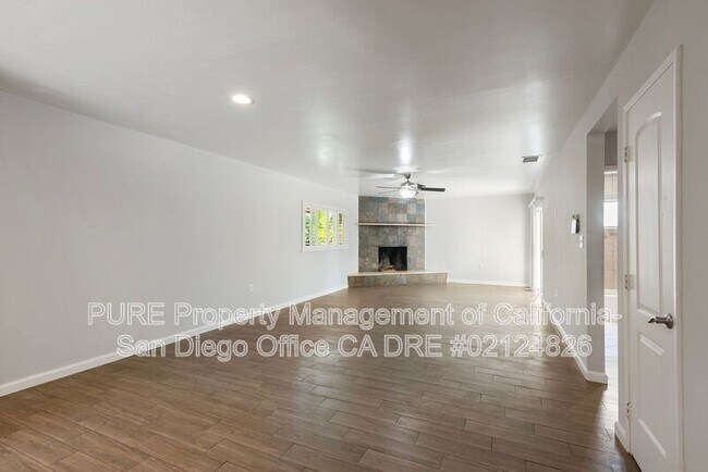 Building Photo - 515 Ramona Ave