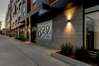 Building Photo - 829 Garfield