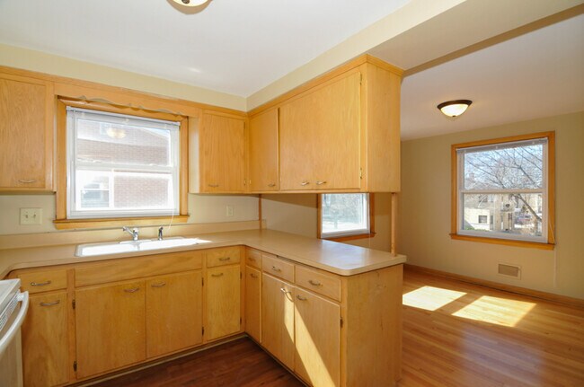 Building Photo - 4228 N 91st St