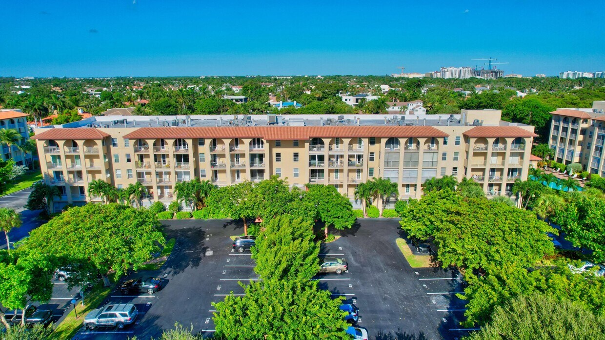 1111 S Ocean Blvd Unit 123, Boca Raton, FL 33432 Condo for Rent in