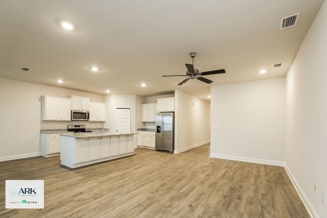 Building Photo - 428 Eagle Lake Wy