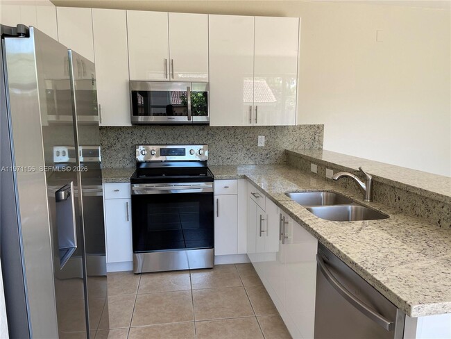 Foto del edificio - 2041 SE 15th St