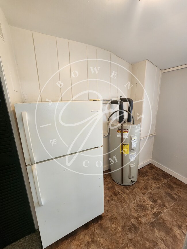 Foto del edificio - Charming 2-Bedroom Gem in Maumee!