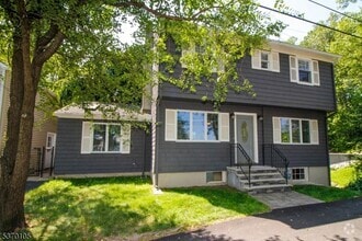 Building Photo - 88 E Shore Rd
