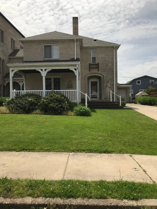 315 N 3rd St, Apollo, PA 15613 House Rental in Apollo, PA
