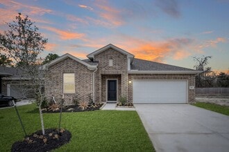 Building Photo - 516 Monarch Trl