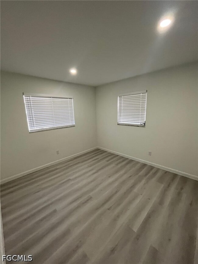Foto del edificio - 1402 SE 34th St