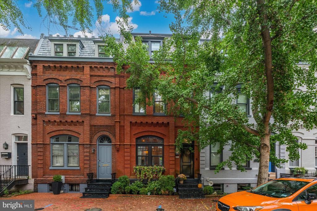 Foto principal - 1524 Swann St NW