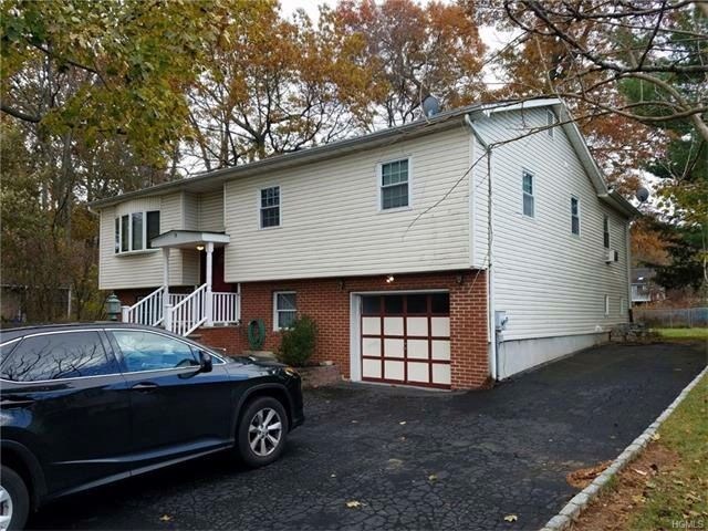Building Photo - 19 Woodridge Dr